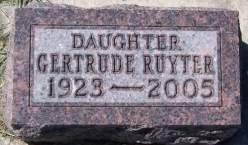 Grafsteen van Getrude RUYTER (1923-2005)